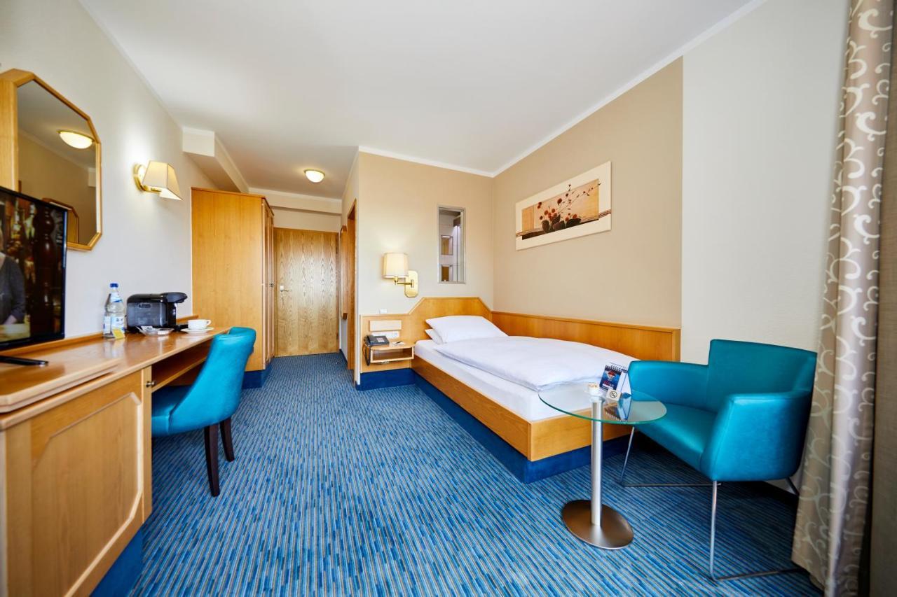 Sonnenhof Hotell Dietzenbach Exteriör bild